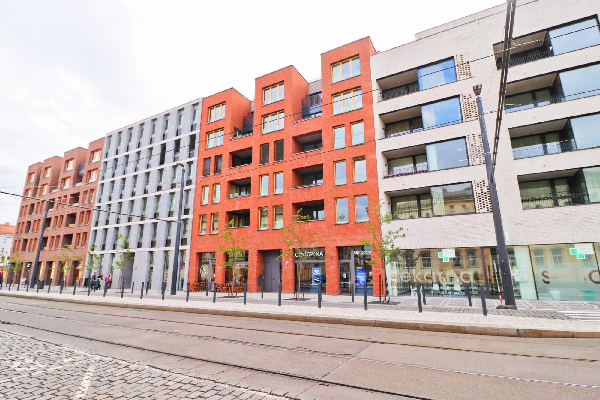Sunny Apartment In Smichov, Prague 5 Exterior photo
